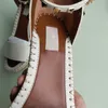 Produits de luxe de grands noms européens, sandales pour femmes de style, chaussures formelles, semelle tissée en cuir véritable, talon haut