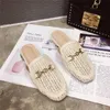 Niufuni dames rattan slippers massieve kleur lage hak casual holle schoenen muilezel slippers platschoenen riet metaal strandschoenen y200423