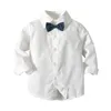 Conjuntos de roupas Bebê conjunto de menino nascido camisa branca infantil com gravata borboleta + colete listrado + calças terno de cavalheiro roupa de crianças