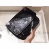 2021 heißer Verkauf Vintage Frauen Mode Schulter Taschen Plain Metallic Kunstwerk Thread Diamant Gitter Brief Haspe Umschlag Dame Handtaschen