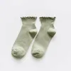 Femmes courtes dentelle chaussettes chaudes cheville tube respirant dames coton élastique solide1
