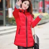 Ciepłe Jesienne Kurtki Zimowe Kobiety Bawełniane Pałki Parkas Casual Z Kapturem Długi Płaszcz Zagęścić Zipper Slim Fit Plus Size Long Parka 201019