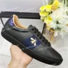 Damer Herr Fritidsskor Sneakers Läder Ace Bee Snake Broderi Plattform Ränder Träning Walking Sneaker Chaussures Toppkvalitet 35-45 EUR