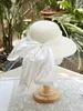 Vendita calda-2020 Big Mesh Bowknot Cappello a secchiello Vintage White Flower Pattern Mesh Fedoras Elegant Ladies Wedding party Veil Hat