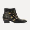 Heißer Verkauf-Herbst Winter Luxus Susanna Stiefeletten mit Nieten und Schnalle Damen Martin Boot Echtes Leder Wildleder Designer Booties Blockabsatz Combat