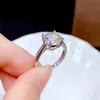 Moissanite Ring 0.5CT 1CT 2CT 3CT VVS Lab Diamond Fine Smycken för kvinnor Bröllopsfest Jubileumspresent Äkta 925 Sterling Silver