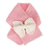 2020 Vinterflickor håller varmt Bowknot Scarf Stickad ullgarn Soft Collar Scarves Neck Wrap Warmer för barn