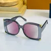 2022 Nuovi occhiali da sole da donna estiva per donne 1294 Fashion Classic Black Style Black Style Decorative Border Luxury Trend Glasses 2831