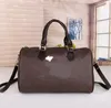 Herren Seesäcke Frauen Reisetasche Hohe Kapazität Handgepäck Pu-Leder Handtaschen große Umhängetaschen Synthetischer weicher Reißverschluss Größe: 33x18x20cm Multifunktion