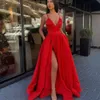 Burgundy Prom Dresses 2021 라인 V 넥 사이드 스플릿 정장 이브닝 파티 착용 미인 가운 중동 주머니 아랍어