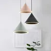 Nordic Simple Modern Kroonluchter Creatieve Persoonlijkheid LED Restaurant Light Macaron Style Restaurant Hanglamp Bar Lamp