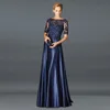 Abiti eleganti per la madre della sposa blu navy Una linea Mezze maniche in raso Appliques Lunghi abiti da sera per la madrina dello sposo Abiti per la festa nuziale Robe Soriee 2022