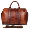 Duffel Bags 2021 Padrão de crocodilo Bag de couro genuíno TEXTURA ELUROPIANTE ATIVO AO ARMAÇÃO GRANDE bolsa para homens e mulheres LD7781