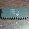 R6504P. R6504AP / R6504 6504B MOS6504B Mikroprocessor Integrerad kretschips, PDIP28 / Gammal CPU Vintage 8-bitars processor IC Dual in-line 28 Pins Plastpaket ICS 6504