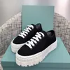 2021 Wheel Cassetta Platform Sneakers Kvinnor Designer Skor Tjock Flat Lace-up Tyg Casual Sko Högkvalitativ Utomhus tränare 261