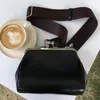 Heißer Verkauf Clip Damen Umhängetaschen PU Leder Designer Breiten Riemen Umhängetasche Große Shell Messenger Bag Damen Mode Geldbörsen