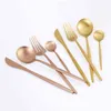 16pcs Gold Matte Contact zastrasza 304 Zestaw sztućców ze stali nierdzewnej Nóż Dinner Fork Spoon Kitchen Silver Cureware Zestaw stołowy Dostawa 221997477