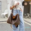 Zy582# Women Luxurys Designers Fags Crossbody Hide Hand Handbag Formes Counder Shopping Totes Bag224H