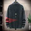 Męskie swetry zimowe modnie męskie świąteczne gęste grzbiet pullover mężczyźni swobodny golf męski sweter marka ubrań miękki popularny projektant