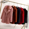 Vinter Tjock Faux Fur Coat Kvinnor Fluffy Rosa Teddy Outfit Jacket StreetWear Warm Furry Overcoat Shaggy Outerwear Femme LJ201204