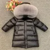 Девочка девушка мальчик зима реальный мех утолщенные пуховики 90 вниз длинные пальто куртки пальто 2-12y детская детская одежда -30 outwood lj201017