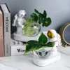 Creative Glass Vase Resin Astronaut Diver Ornaments Flower Vases Hydroponics Desktop Decor Flowers LED Light Pluggable Battery 201201