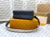 M57050 kadınlar mm çanta debriyaj üst kolu messenger hakiki deri çanta crossbody işlemeli kayış akşam omuz çantası