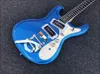 Ventuers Mosrite Metallic Blue Guitare électrique Double Cut Body Shape, Deux micros P90, China Bigs B-50 Vibrato, Zero Fret, Chrome Hardware