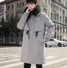 abrigo negro grande capucha de piel