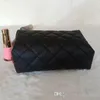 NEUE Make-up-Aufbewahrungstasche mit weichem Diamant-Make-up-Etui. Klassische gesteppte schwarze Kosmetiktasche im Vintage-Stil, Party-Make-up-Organizer, Clutch-Tasche