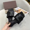 2022 Новые роскоши дизайнерские сандалии Летние тапочки женские кожаные мулы в квадрате подошвы лидо сандалии сексуальные партии с коробкой