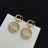 Pendientes de botón de diamantes de oro de moda Diseñador Pendiente clásico para dama Mujeres Fiesta Amantes de la boda regalo Compromiso Joyería para novia C 2201195D