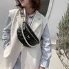 2022 fábrica atacado moda versátil super pérola cadeia bolsa bordada throast mensageiro bolsa estudante saco de telefone celular estilo estrangeiro cintura