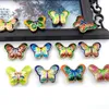 100 sztuk Cloisonne Emalia Fantazyjny motyl Zroszony Akcesoria DIY Urok Naszyjnik Bransoletka Kolczyki Biżuteria Making Wisiorki Hurtownie