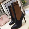 Heiße verkaufmodische Lederstar Frauen Schuhe Martin Kurzer Herbst Winter-Knöchel Exquisite Frauen Boots Cowboy Booties