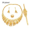 Bijoux Collier Ensembles Or Prix 24K Gold Couleur Dubaï Luxe pour Femmes Cadeaux de mariage Africain Bracelet Bridal Collier Collier Boucles d'oreilles Bague Bijoux Ensemble