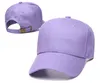 帽子送料無料ヒップホップ18色クラシックカラーカスケートデベースボールフィッティングハットファッションヒップホップスポーツキャップ安いメンズとレディース