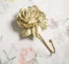 Ganci per tende a fiore Aste per tende Gancio in resina Golden Heart Rose dipinto a gancio singolo per la decorazione della casa