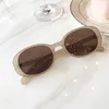 Occhiali da sole Trend Women Retro Vintage Oval Alta qualità Small Ladies Brand Designer Shades per occhiali femminili1