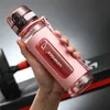 UZSPACE Sport-Wasserflaschen, für Fitnessstudio, auslaufsicher, sturzsicher, tragbarer Shaker, Outdoor-Reise-Wasserkocher, Kunststoff-Trinkflasche, A, gratis 220217