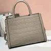 HBP newest crocodile grain handbags purses single shoulder totes bags ladies Fashionable joker crossbody bag 20P6536-1