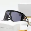 Óculos de sol clássicos masculinos Moda Óculos de sol Designer Mulher Lente de uma peça Óculos de tendência Cor Óculos de condução de tamanho grande Armação de óculos Óculos de sol integrados