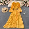 Yeni sonbahar vintage çiçek baskısı ince bayan elbise bir çizgi o boyun şifon kazak puf kolu kadınlar elbiseler 2022