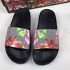 SS Designer Rubber Slides Slippers Sandal Blooms Strawberry Tiger Green Red White Web Fashion Mens Womens Shoes Beach Flip Flops with Flower