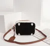 Klassische hochwertige Modetaschen Luxus Designer Handtaschen Geldbörsen TEDDY Handtaschen Damen Lammhaar Schultertasche Umhängetasche 04