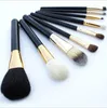 M 9 pezzi Set di pennelli per trucco Kit da viaggio Bellezza professionale Manico in legno Fondotinta Labbra Cosmetici Pennello per trucco con tazza portaoggetti C7681620