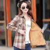 New Women Wool Thicken Xadrez Camisas Femininas M-5XL Flannel Manga Longa Blusas Algodão Cashmere Camisa Inverno Bolsos Slim Tops H1230