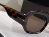 새로운 패션 디자인 선글라스 917 정사각형 프레임 타원형 렌즈 최고 품질의 플레이트 인기 있고 간단한 스타일 다목적 야외 UV400 보호 안경