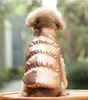 風の冬の服の犬のベストジャケットパッド入り子犬小型犬服暖かいチワワの服装ヨーキーアパレルペット用品256T