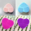 Silicone Makeup Brush Cleaner Färgglada Penslar Tvätta ägg Hjärtan Shape Wathings Makeup Tool Bekväm och snabb 1 55hr E2